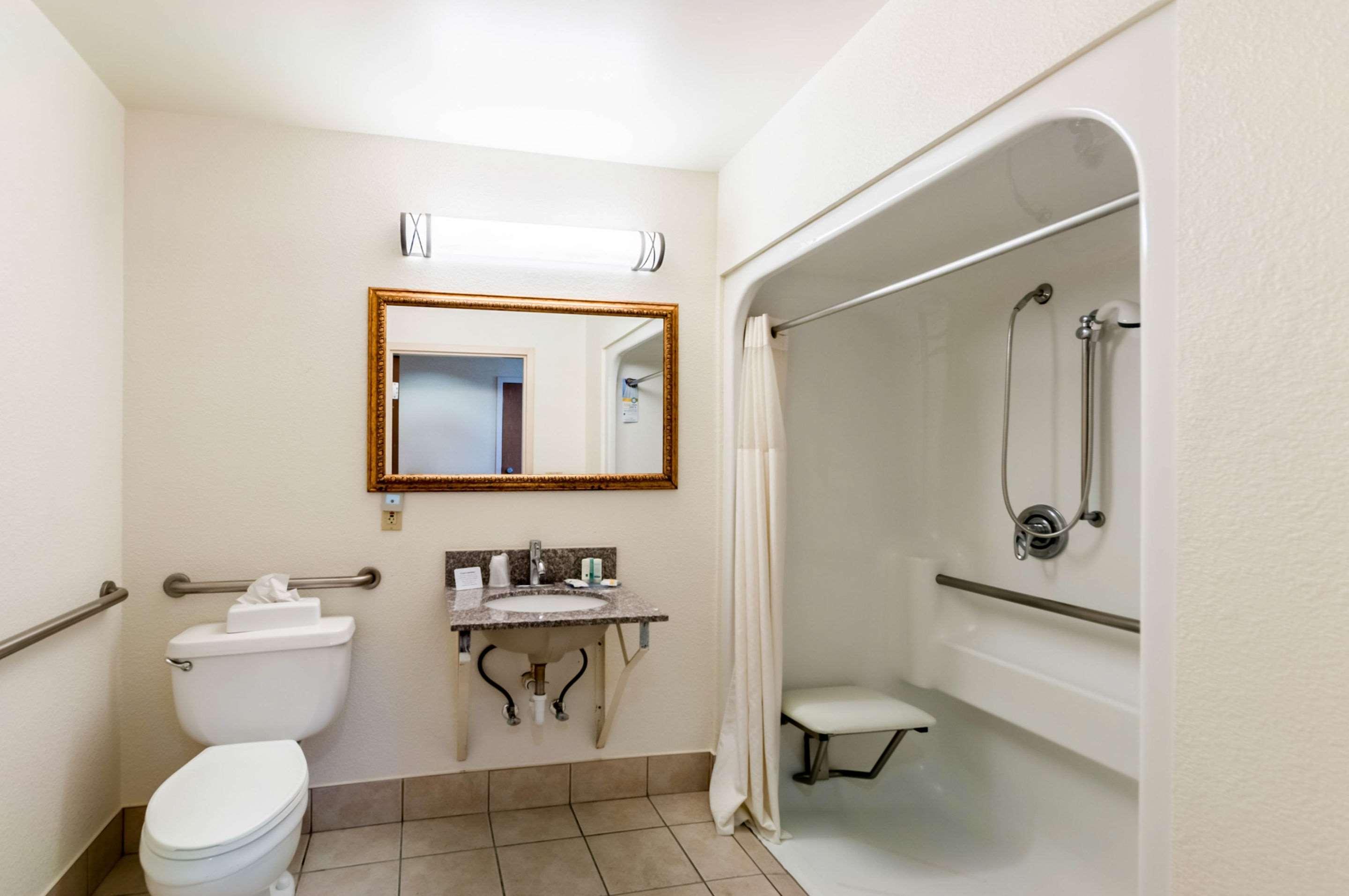 Quality Suites Chestertown Exterior foto