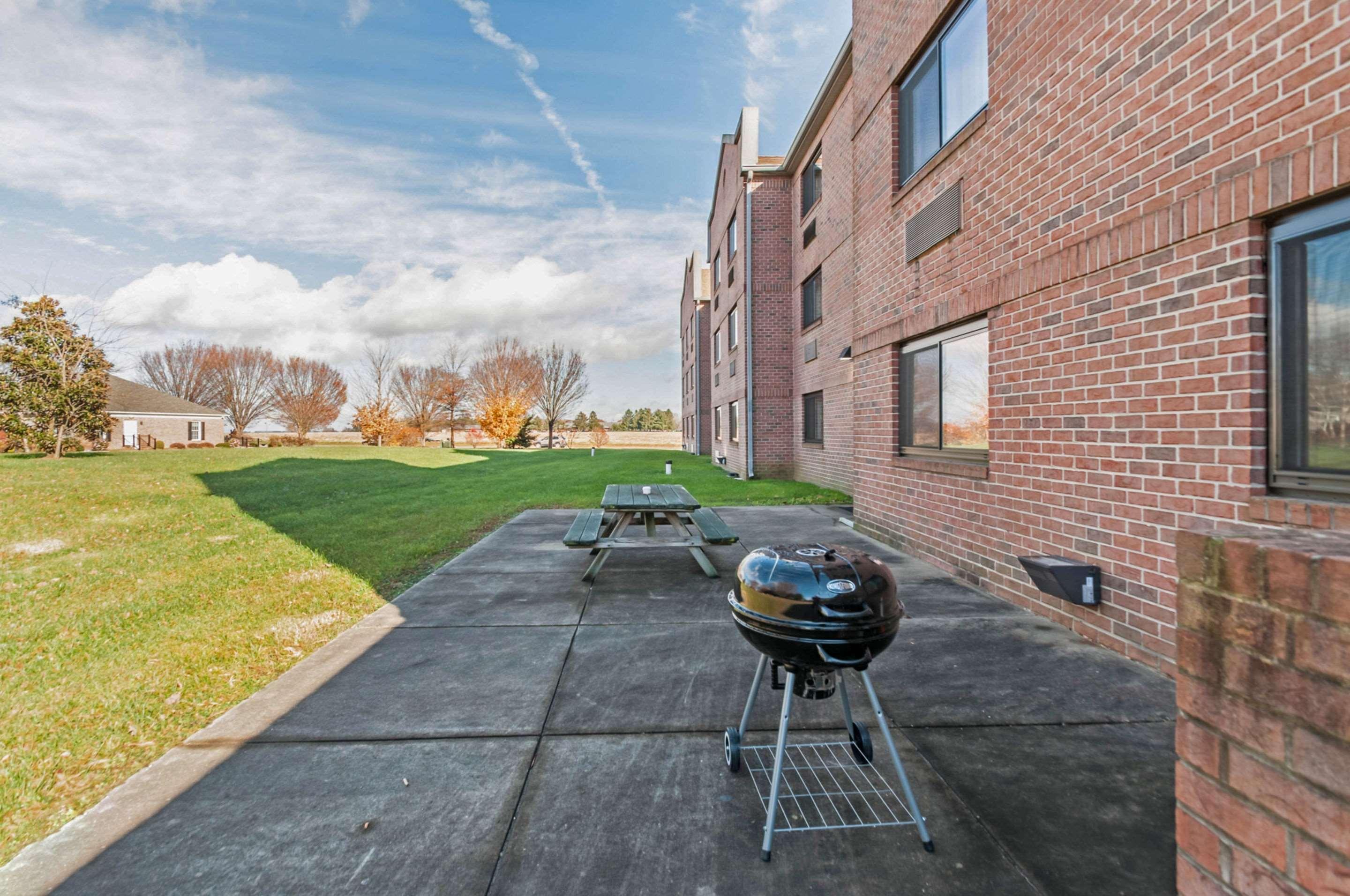Quality Suites Chestertown Exterior foto