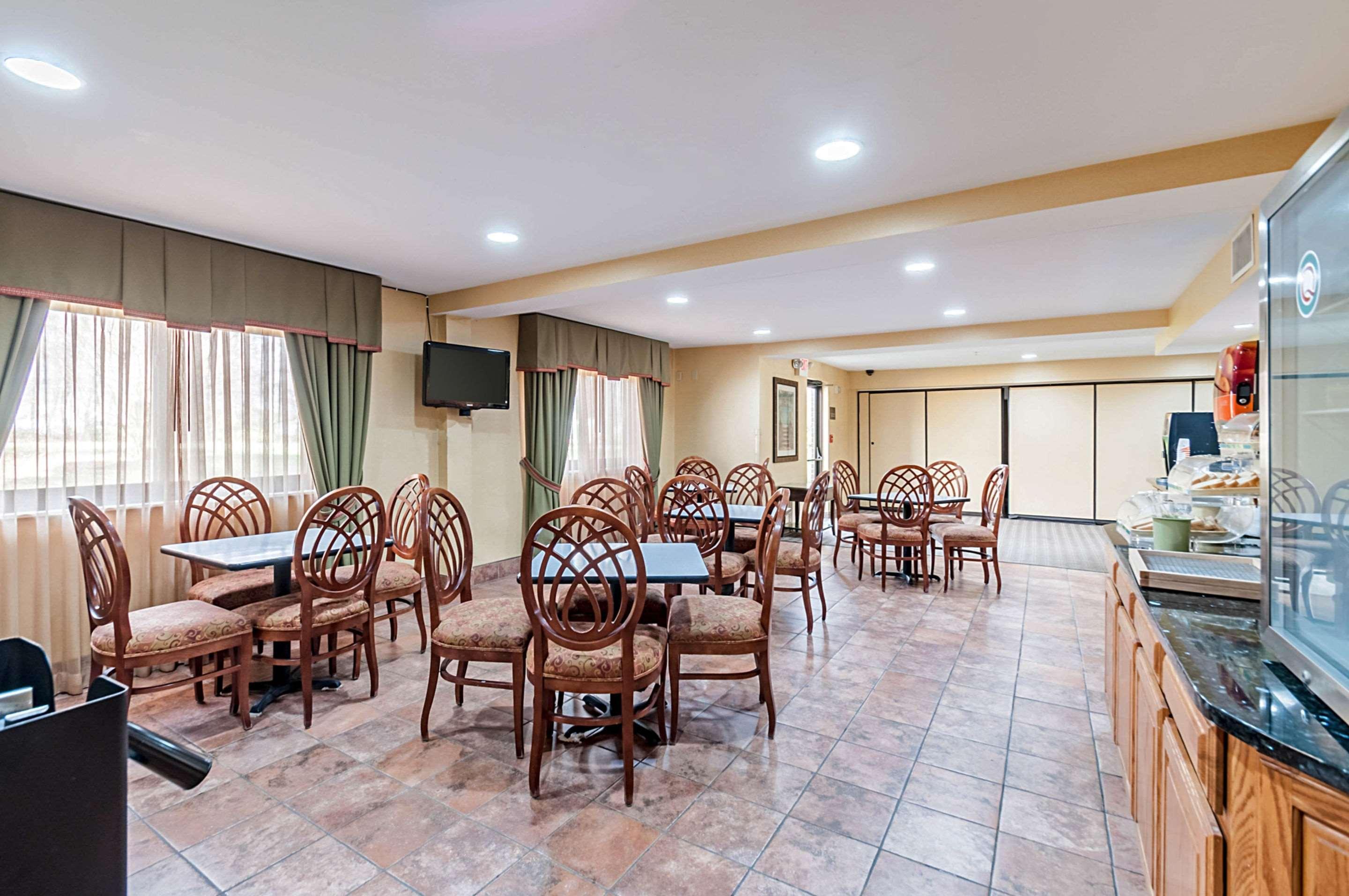 Quality Suites Chestertown Exterior foto