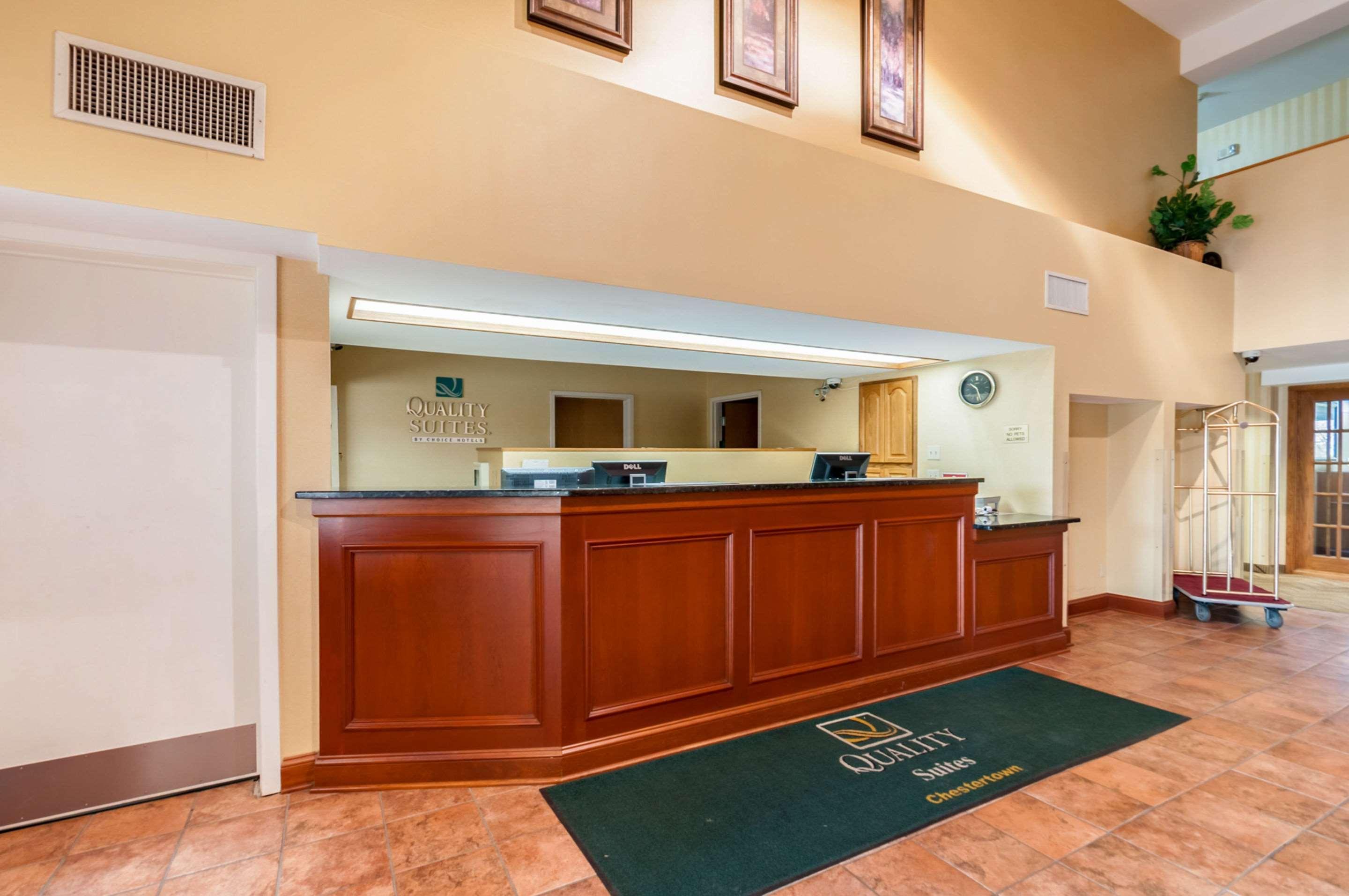 Quality Suites Chestertown Exterior foto